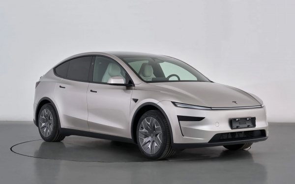 
            Цены на Lada Iskra, рост пошлин для автовладельцев и суд над Mazda. Итоги
        