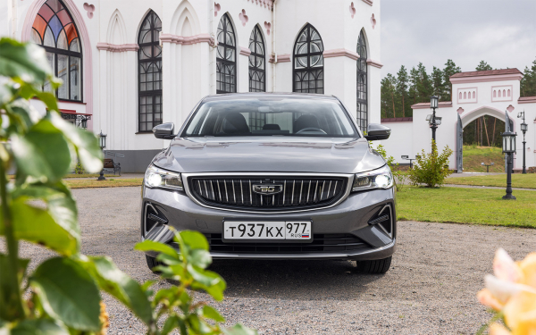
            Дешевле, но лучше Geely Emgrand. Мы покатались на новом Belgee S50
        