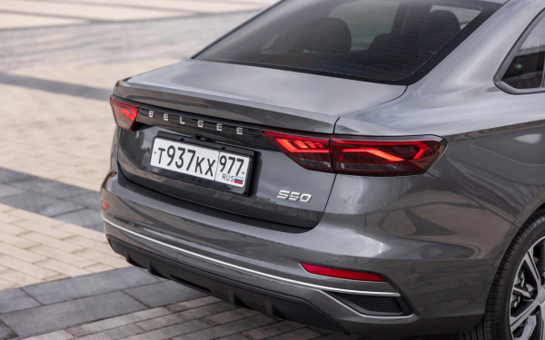 
            Дешевле, но лучше Geely Emgrand. Мы покатались на новом Belgee S50
        