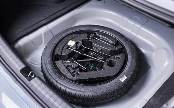 
            Дешевле, но лучше Geely Emgrand. Мы покатались на новом Belgee S50
        