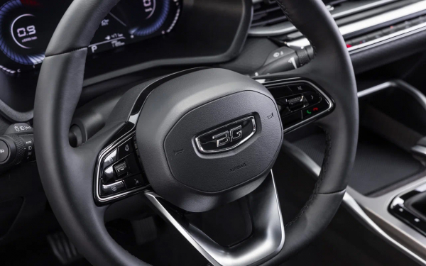 
            Дешевле, но лучше Geely Emgrand. Мы покатались на новом Belgee S50
        