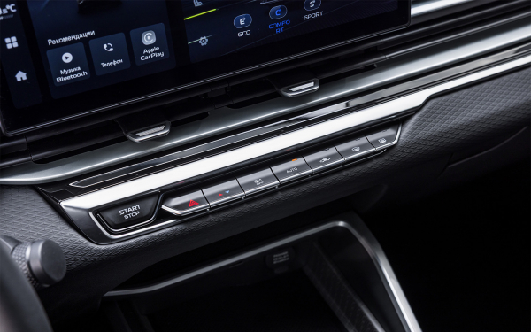
            Дешевле, но лучше Geely Emgrand. Мы покатались на новом Belgee S50
        
